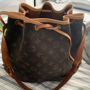 Louis Vuitton petite noe